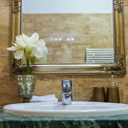 Colours Superior בודפשט