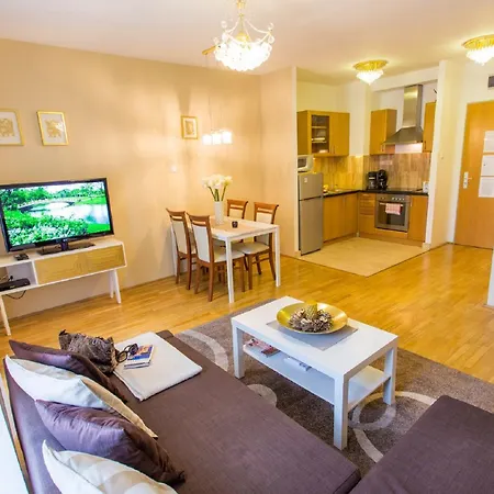 Colours Superior דירה